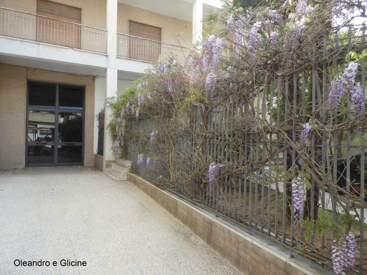 Apartamento Oleandro E Glicine Lecce Exterior foto