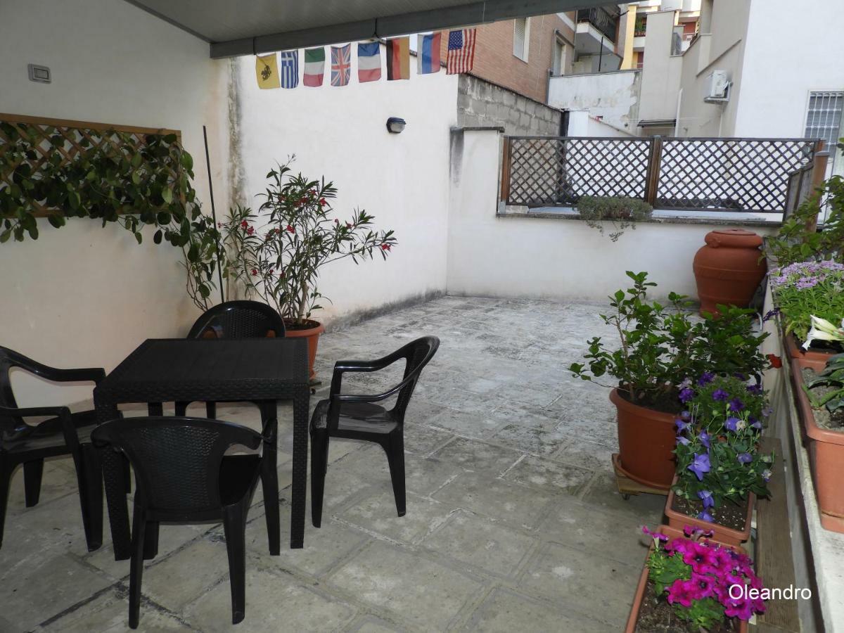 Apartamento Oleandro E Glicine Lecce Exterior foto