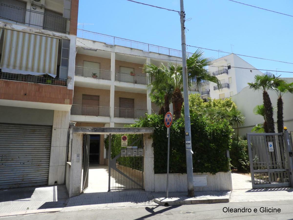 Apartamento Oleandro E Glicine Lecce Exterior foto